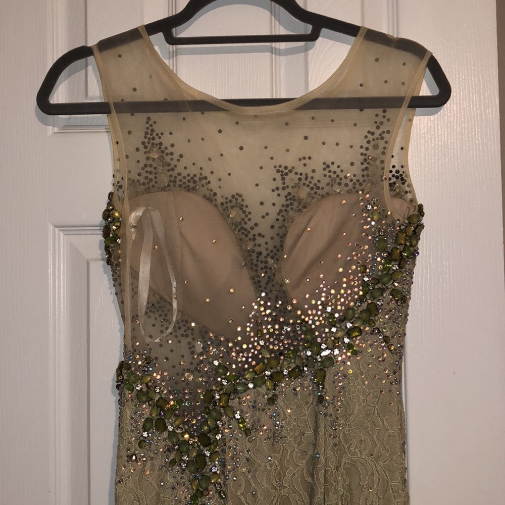 Prom dress - Picture 4 of 7